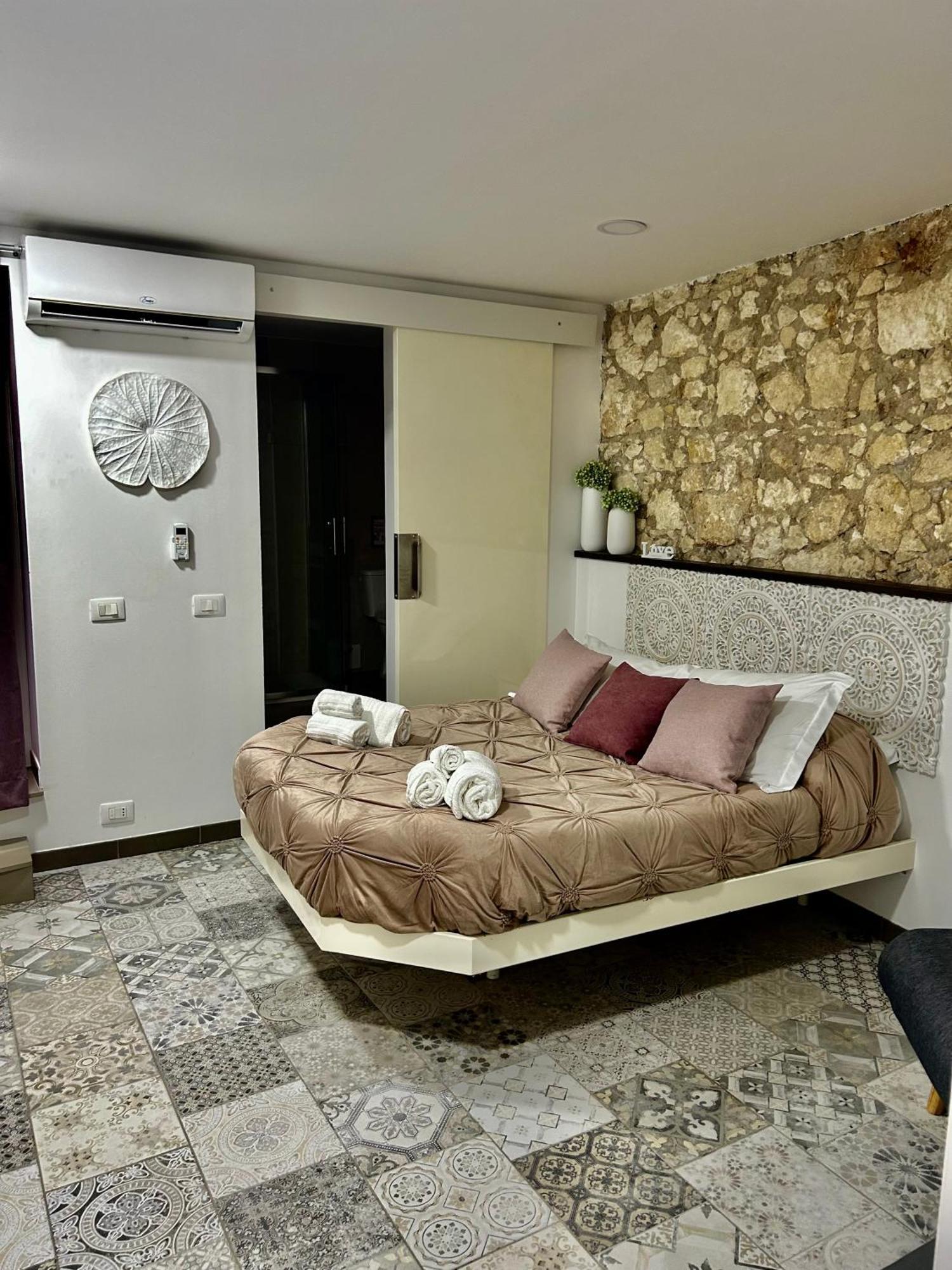 Brimiky House Appartement Syracuse Buitenkant foto